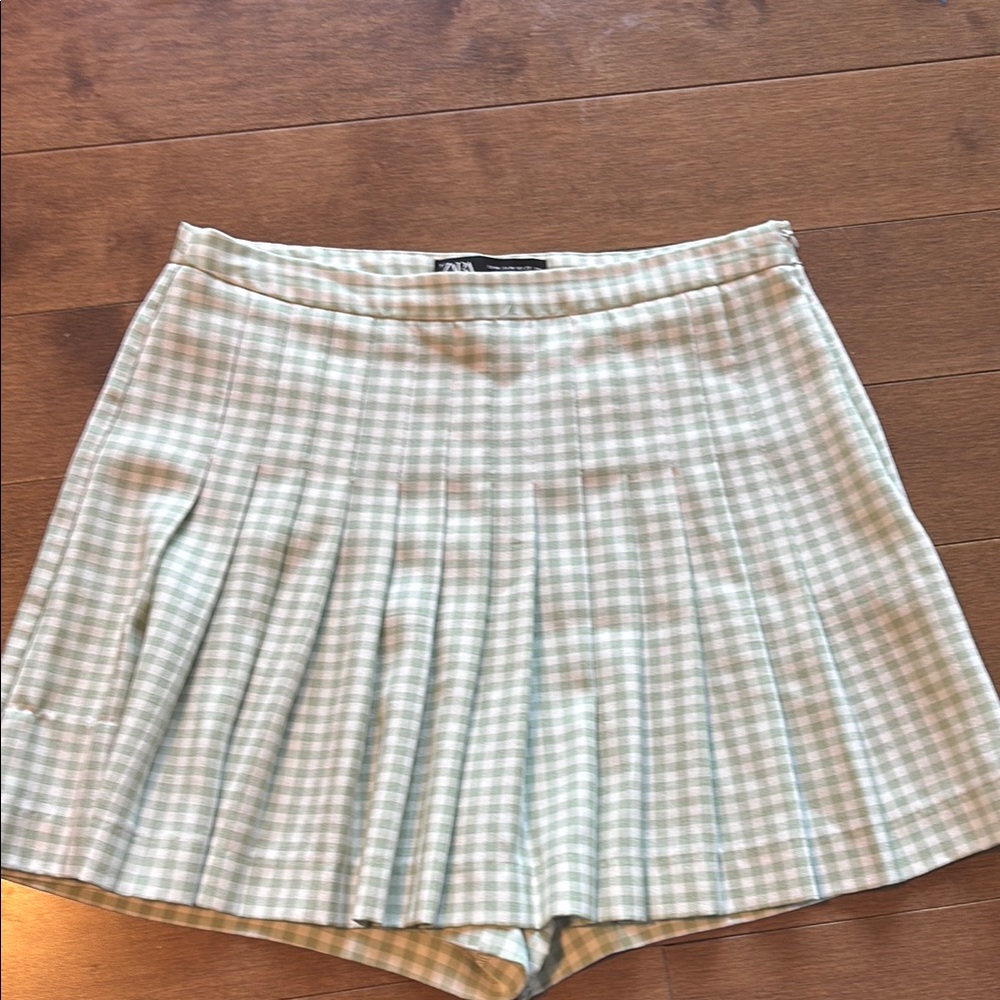 Zara Plaid Pleated Skirt